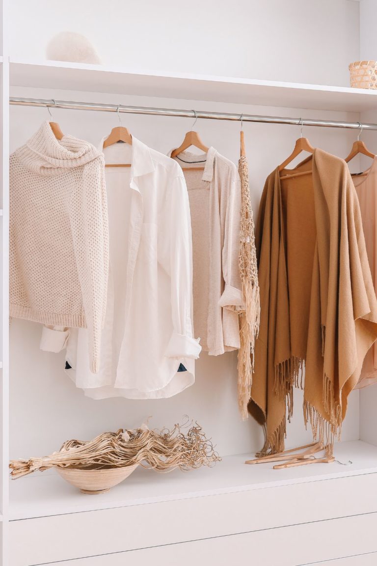 Clutter-free closet & how to keep it that way